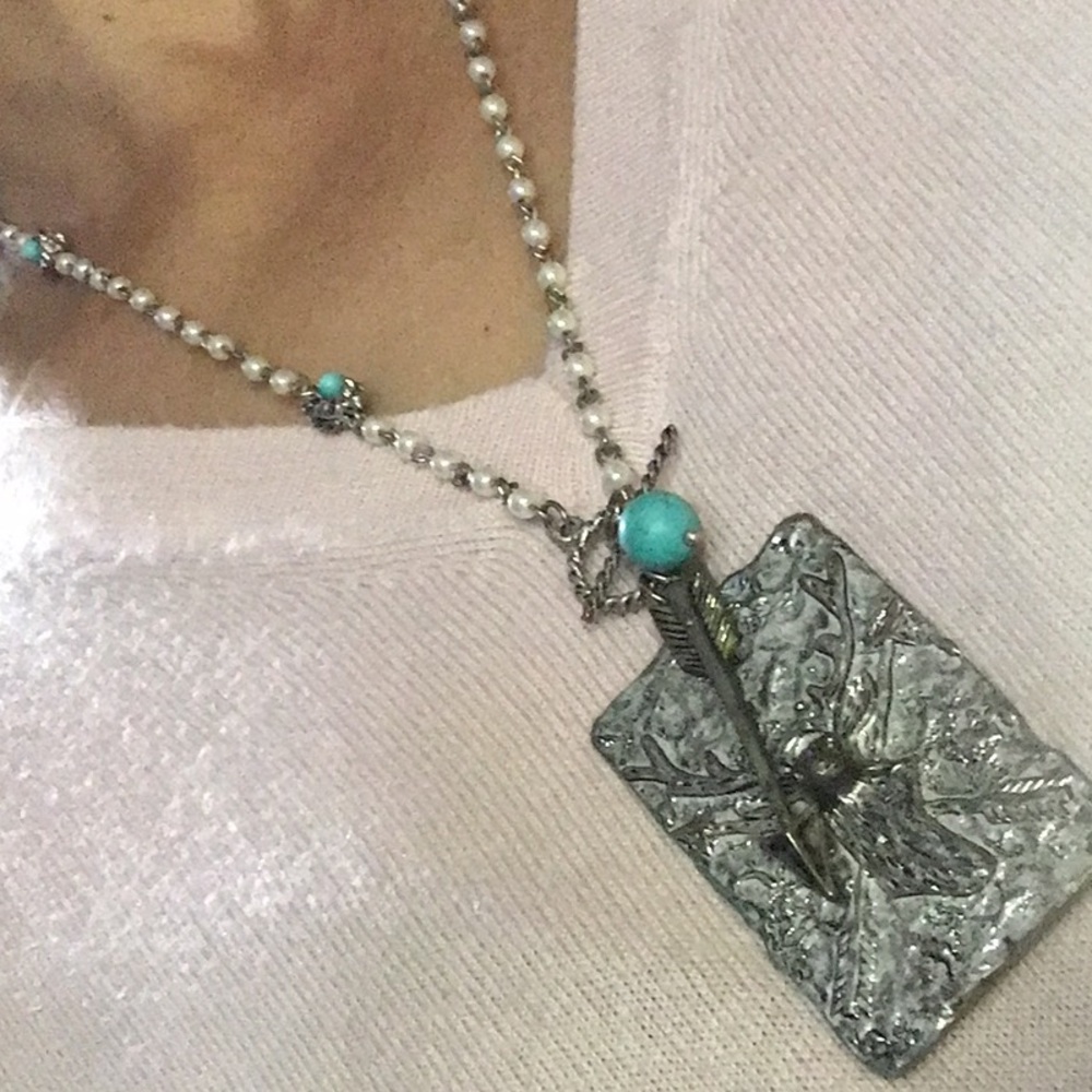 Elegant Silver and Turquoise Pendant Necklace